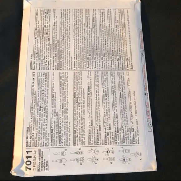 Felt Ornaments Snowman Santa Reindeer Elf Penguin Christmas Simplicity Crafts - Picture 7 of 7